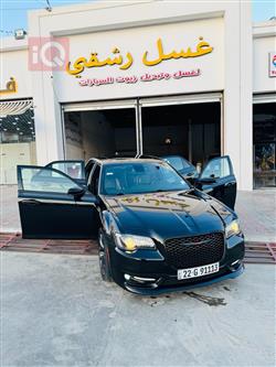 كرايسلر 300